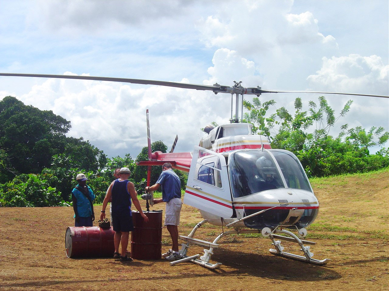 Helicopter refuelling at remote location