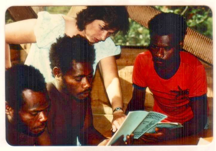 literacy teaching among Mouk people of Papau New Guinea