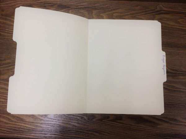 a picture of an empty file folder