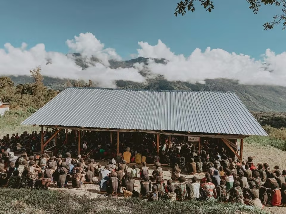 people hearing the gospel in Asia-Pacific